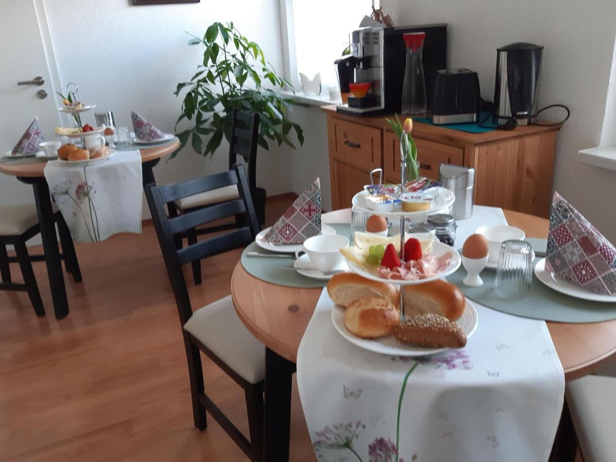 Gastezimmer Rosi バート・クロスターラウスニッツ エクステリア 写真